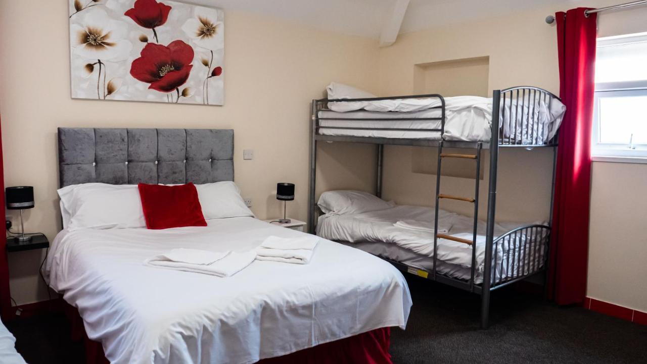 Hello Roomz - Pleasure Beach 3*