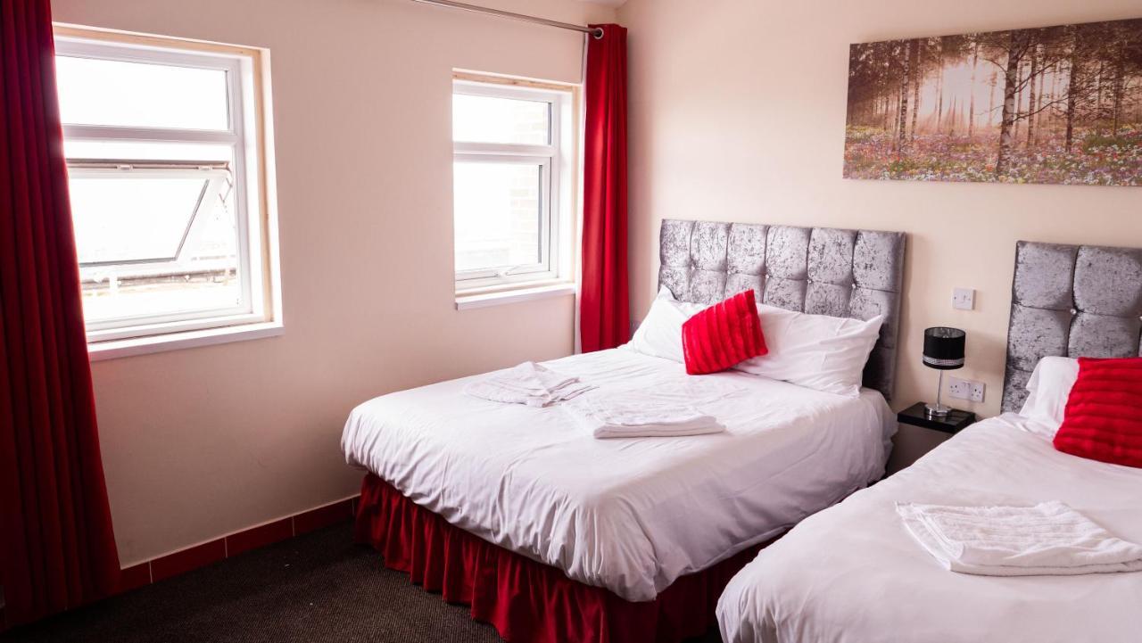Hello Roomz - Pleasure Beach Hotel 3*