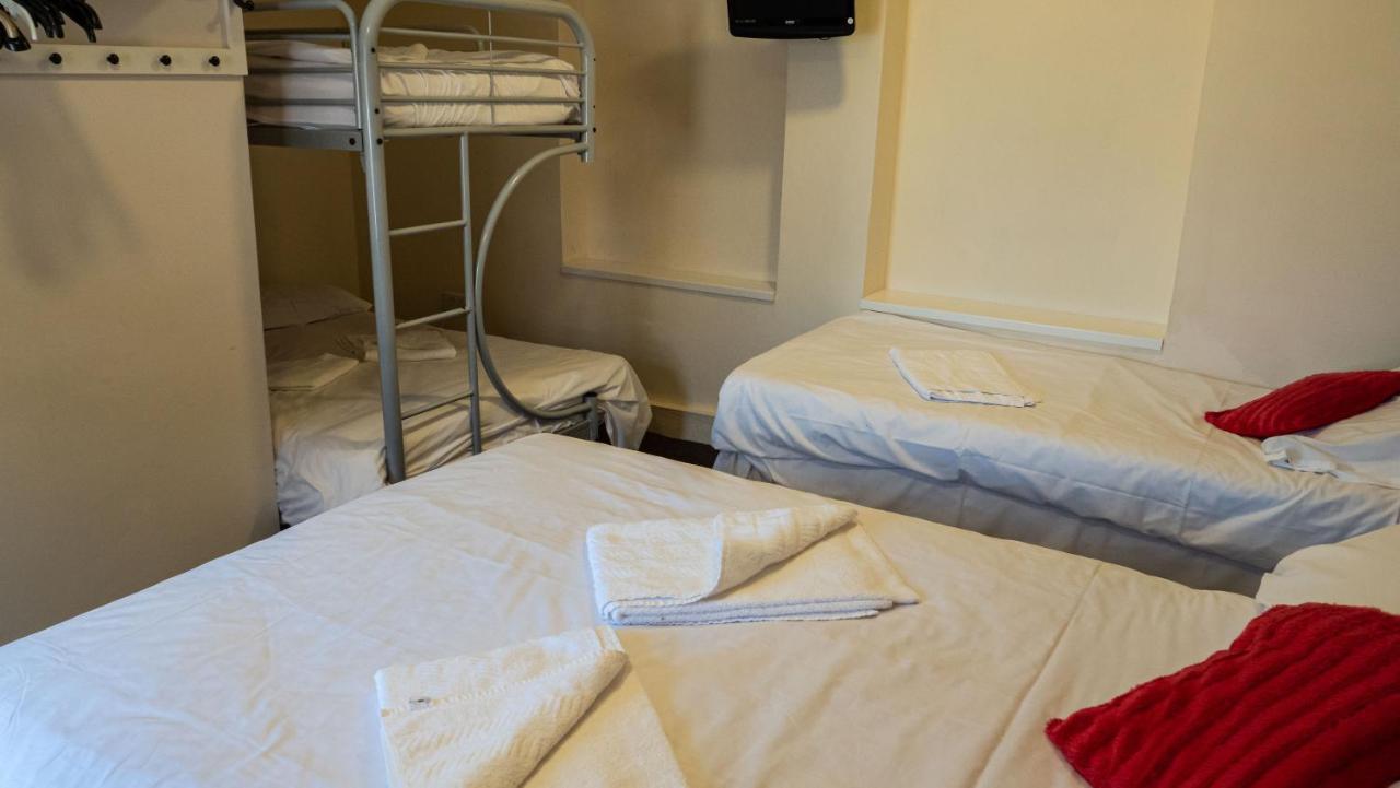 Hello Roomz - Pleasure Beach Hotel