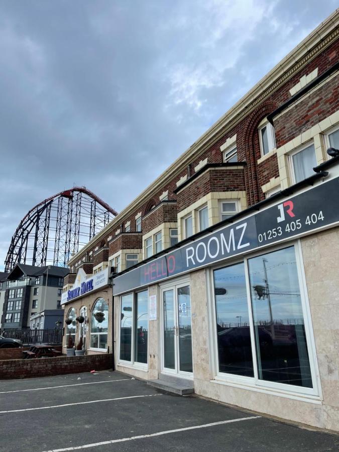 Hello Roomz - Pleasure Beach 3* Blackpool
