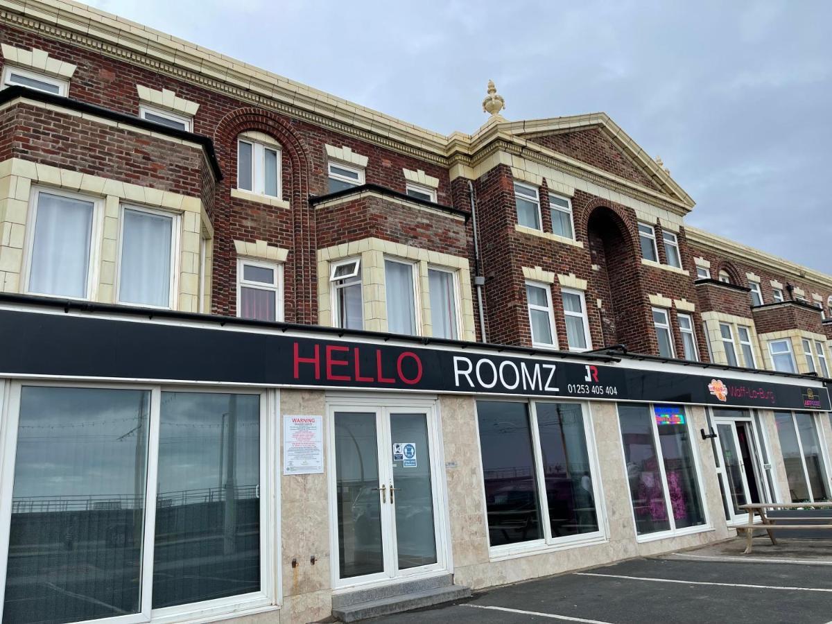 Hotel Hello Roomz - Pleasure Beach Blackpool