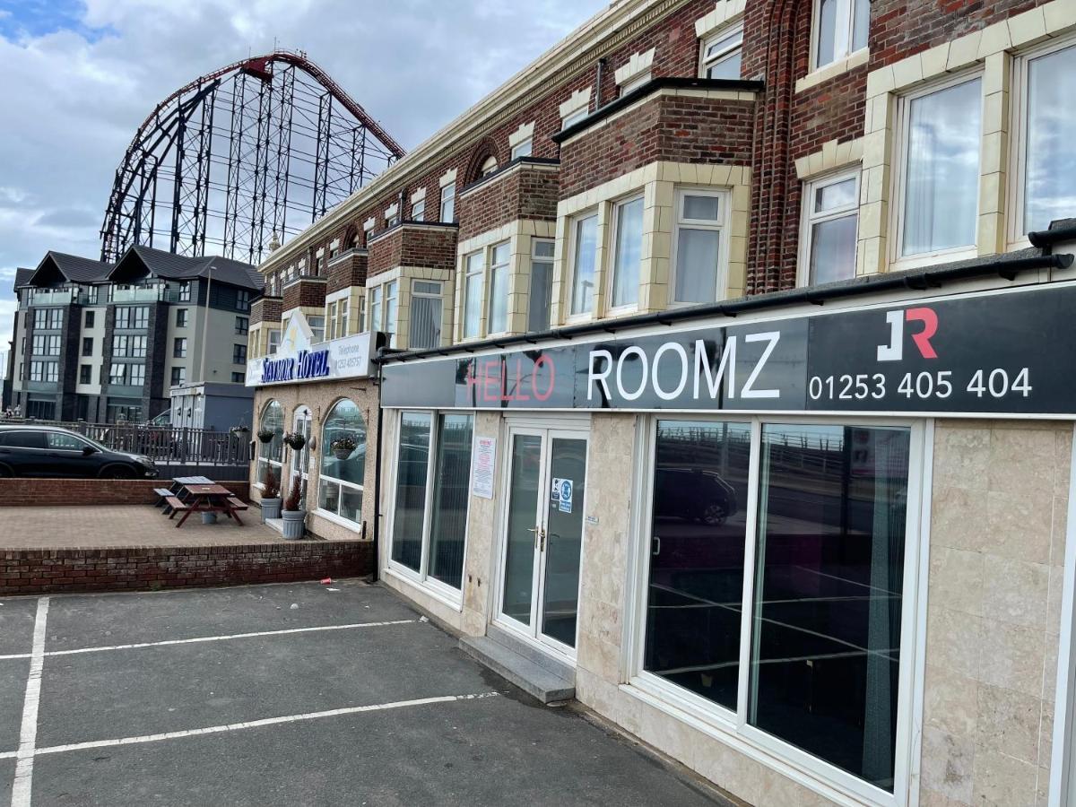Hello Roomz - Pleasure Beach 3*