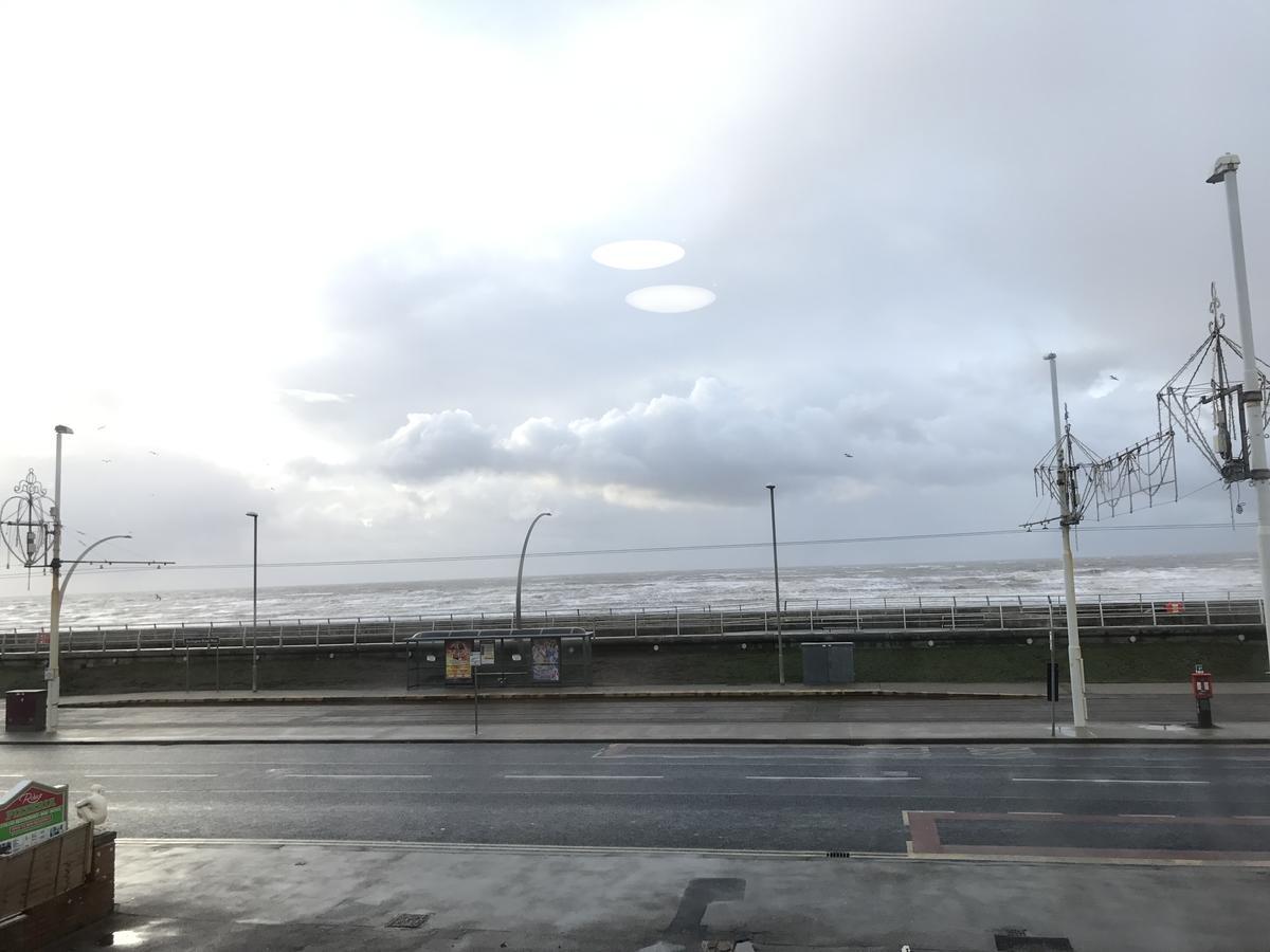 Hotel Hello Roomz - Pleasure Beach 3*