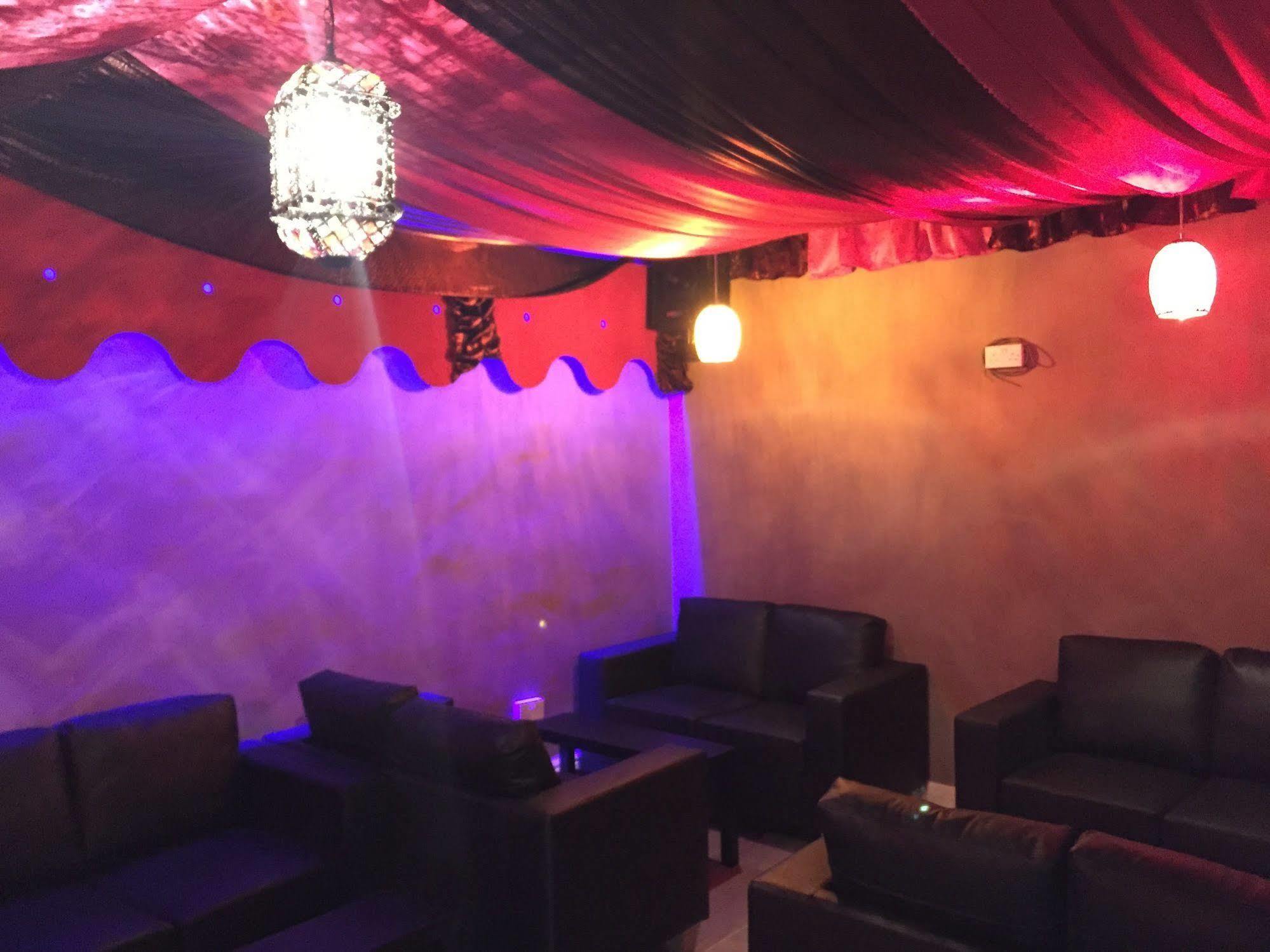 Hotel Hello Roomz - Pleasure Beach